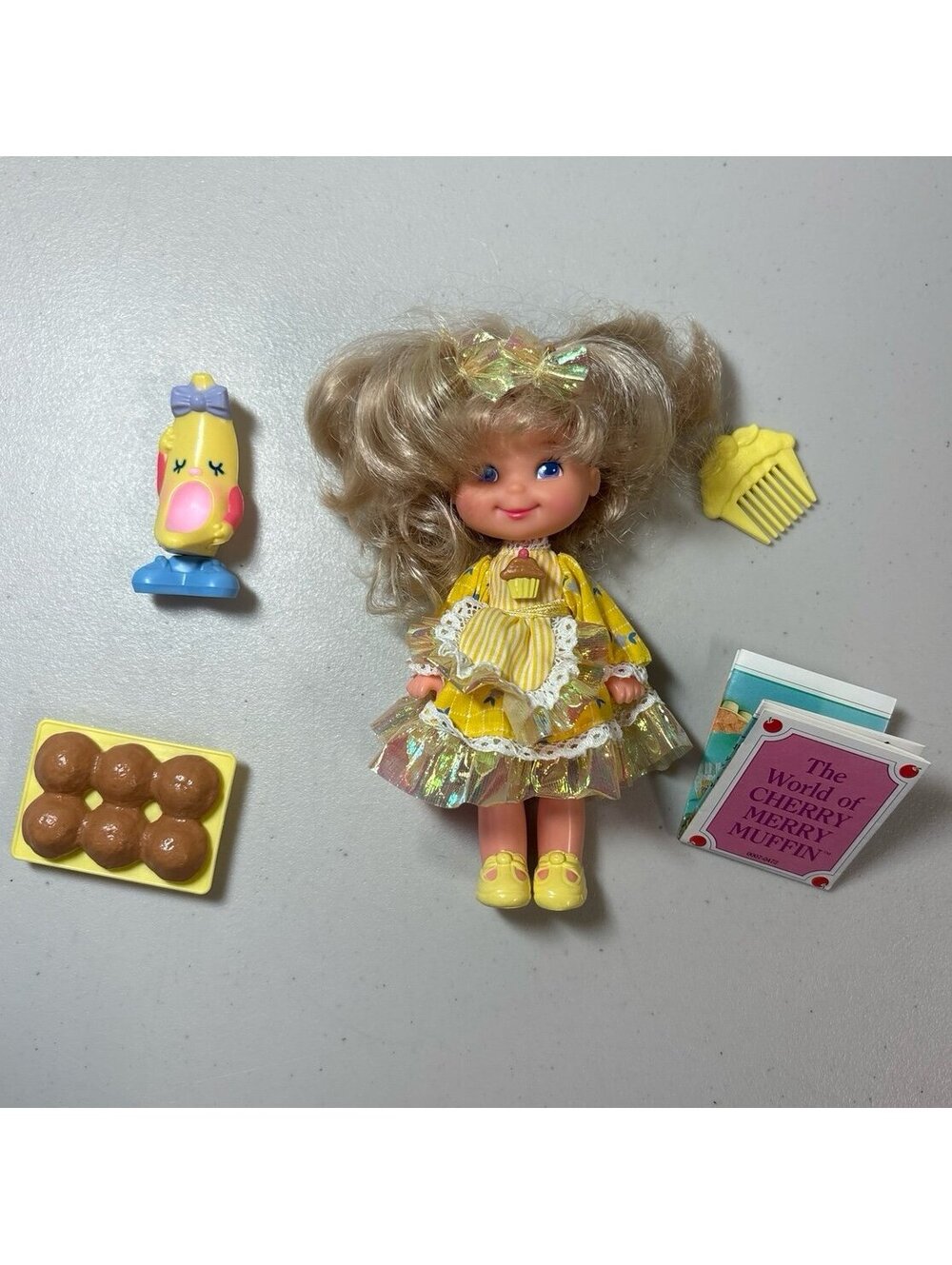 Vintage 1988 Mattel Cherry Merry Muffin BANANCY Doll Complete w/ Accessories